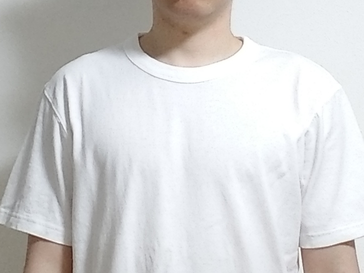 Uniqlo UのクルーネックTシャツ